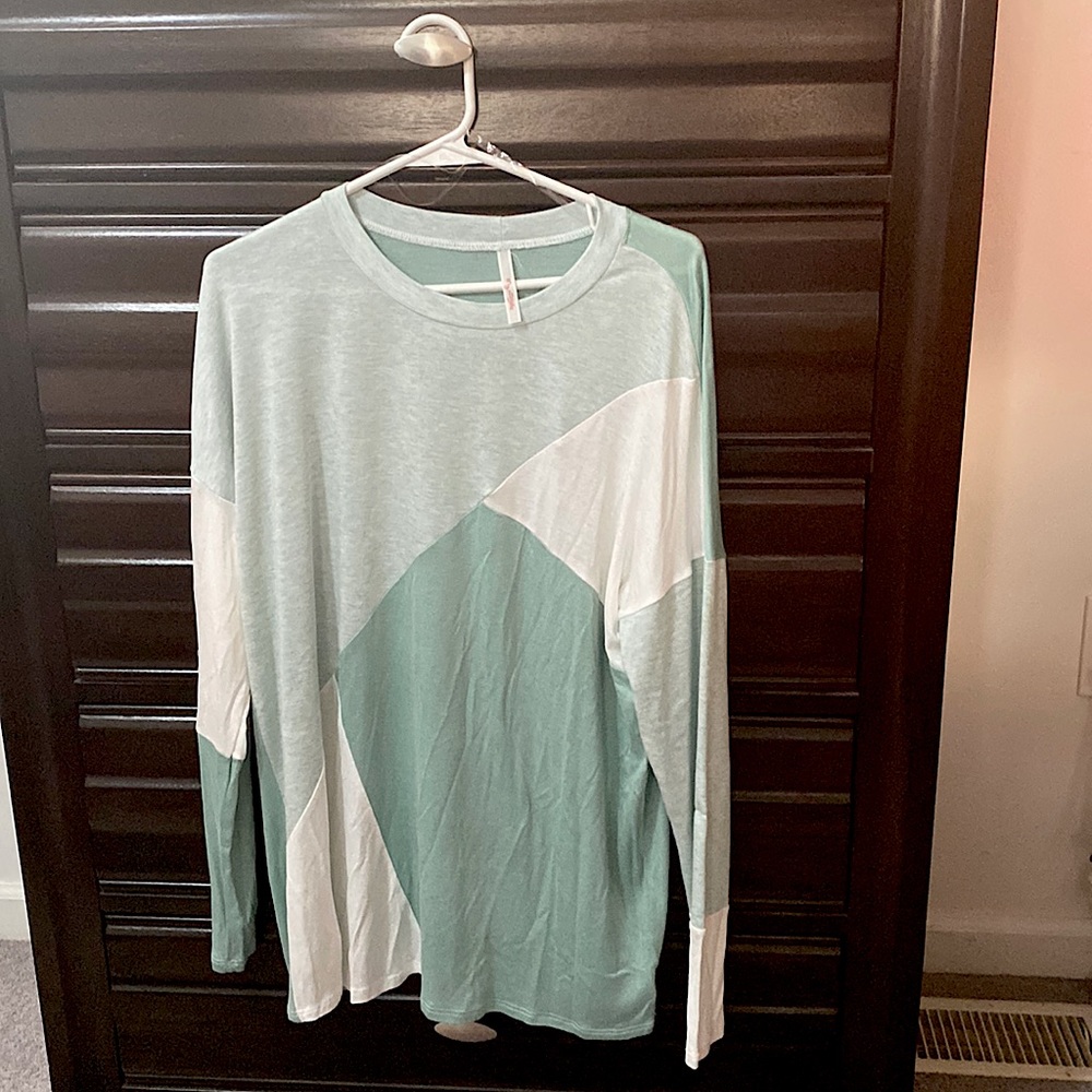 Lightweight T-shirt